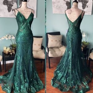 Emerald green formal prom dress